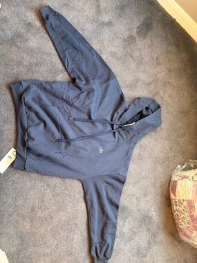 ALO Yoga Slate Blue Pullover Hoodie